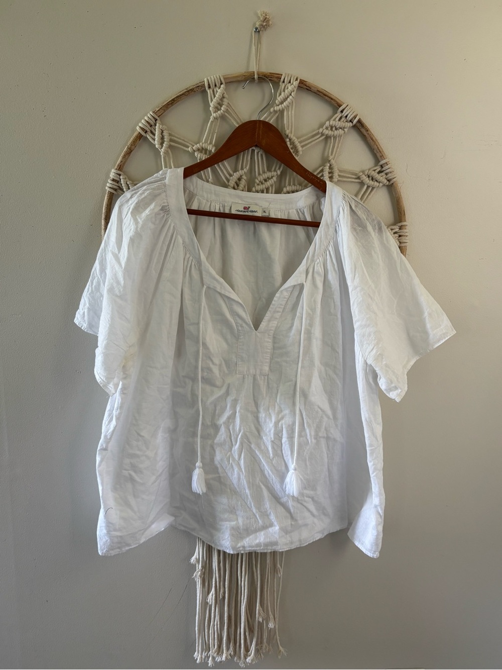 Vineyard Vines White Peasant Blouse
